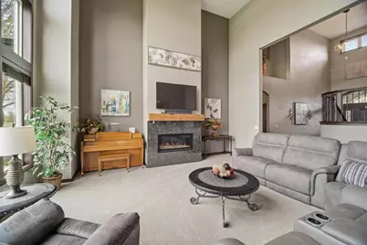 227 Peterlynn Drive, Wrightstown, WI 54180 - Photo 5