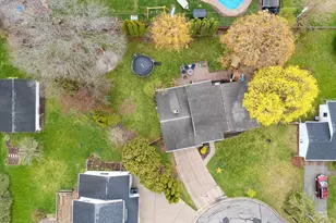 525 E Briar Ln, Green Bay, WI 54301 - Photo 39