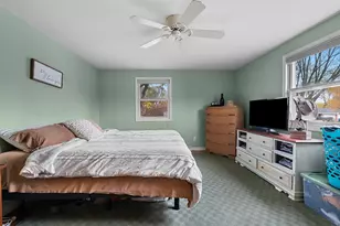 525 E Briar Ln, Green Bay, WI 54301 - Photo 23
