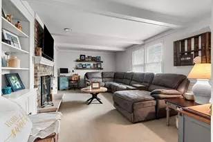 525 E Briar Ln, Green Bay, WI 54301 - Photo 17