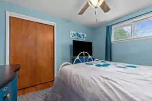 1911 S Carpenter St, Appleton, WI 54915 - Photo 15
