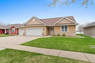 4814 Isabella Cir, Hobart, WI 54155 - Photo 35