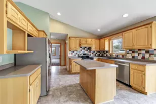 1145 Tara Marie Ln, Green Bay, WI 54303 - Photo 7