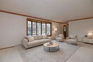 3095 Pine Ridge Ct, Green Bay, WI 54311 - Photo 5