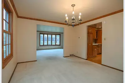 3095 Pine Ridge Court, Green Bay, WI 54311 - Photo 9