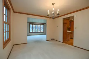 3095 Pine Ridge Ct, Green Bay, WI 54311 - Photo 9