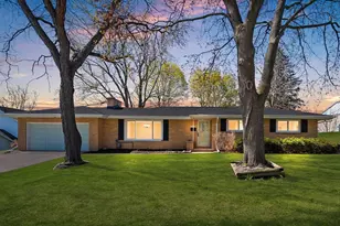 142 Greene Ave, Green Bay, WI 54301 - Photo 1