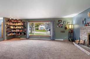 142 Greene Ave, Green Bay, WI 54301 - Photo 9