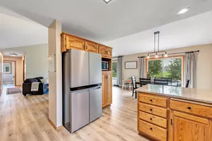 240 Alison Ct, Wrightstown, WI 54180 - Photo 11