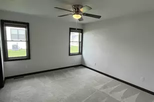 613 Hammen Ct, Kaukauna, WI 54130 - Photo 9