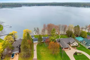 W8314 Rustic Dr, Clintonville, WI 54929 - Photo 17