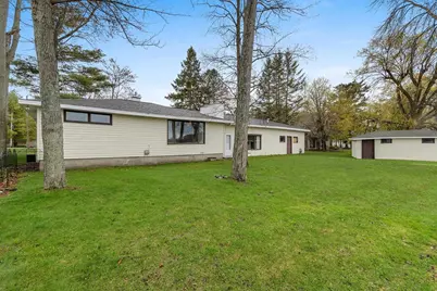 W8314 Rustic Drive, Clintonville, WI 54929 - Photo 5