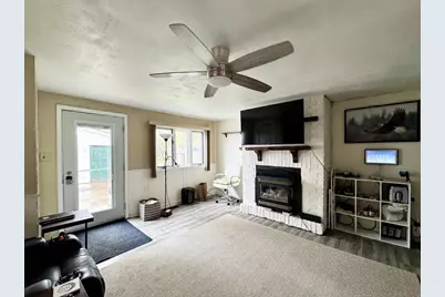 959 Waverly Place, Green Bay, WI 54304 - Photo 9
