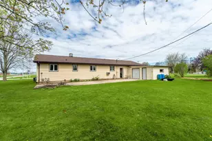 443 W Main St, Chilton, WI 53014 - Photo 23