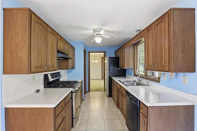 3113 N Peachtree Lane, Appleton, WI 54911 - Photo 7