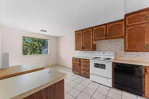 1260 Shawano Ave, Green Bay, WI 54303 - Photo 7