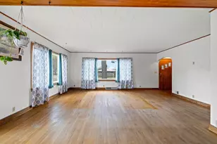 1046 Lutz St, Shawano, WI 54166 - Photo 3