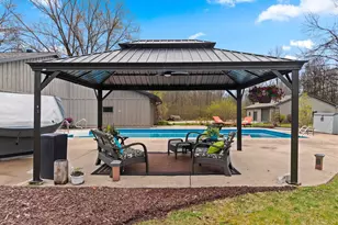 W7236 Wege Rd, Hortonville, WI 54944 - Photo 9