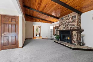 W7236 Wege Rd, Hortonville, WI 54944 - Photo 5