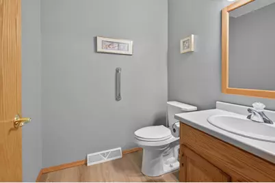 830 East River Drive #D, De Pere, WI 54115 - Photo 13