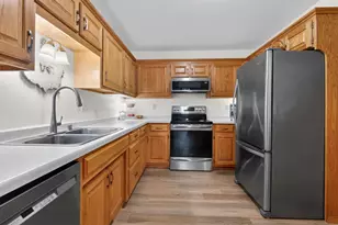 830 E River Dr, De Pere, WI 54115 - Photo 11