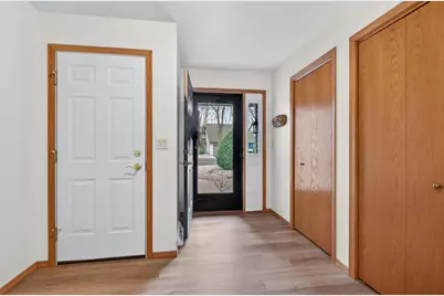 830 East River Drive #D, De Pere, WI 54115 - Photo 3