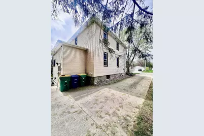 741 S Irwin Avenue, Green Bay, WI 54301 - Photo 25