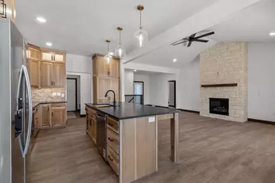 N9266 Homestead Lane, Appleton, WI 54915 - Photo 5