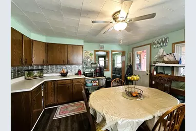 154 N Lincoln Avenue, Fond du Lac, WI 54935 - Photo 3