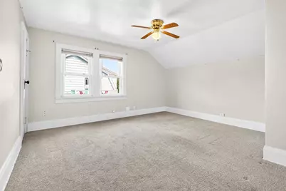 1068 Caroline Street, Green Bay, WI 54303 - Photo 17