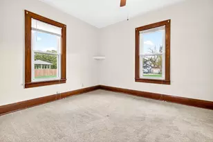 1068 Caroline St, Green Bay, WI 54303 - Photo 13