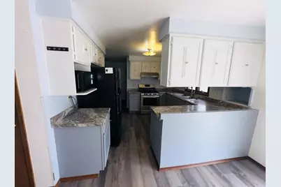 1760 Oakdale Avenue, Green Bay, WI 54302 - Photo 13