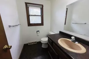 1760 Oakdale Ave, Green Bay, WI 54302 - Photo 15
