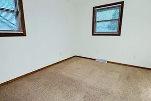 1760 Oakdale Ave, Green Bay, WI 54302 - Photo 15