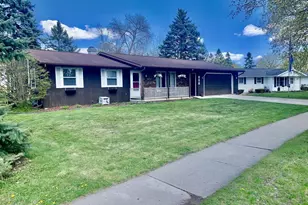 382 9th St, De Pere, WI 54115 - Photo 3