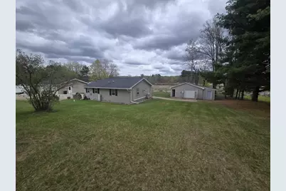 E6565 Progress Road, Manawa, WI 54949 - Photo 5