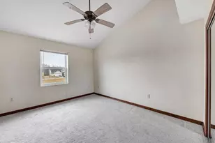 713 Edge Point Ct, De Pere, WI 54115 - Photo 19
