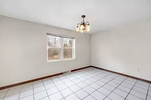 713 Edge Point Ct, De Pere, WI 54115 - Photo 9