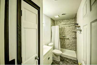 544 Grand Street, Oshkosh, WI 54901 - Photo 23