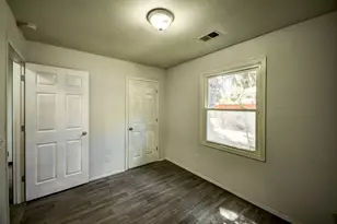 544 Grand St, Oshkosh, WI 54901 - Photo 21