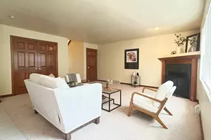 713 Edge Point Ct, De Pere, WI 54115 - Photo 7