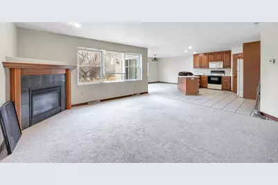 713 Edge Point Court, De Pere, WI 54115 - Photo 5