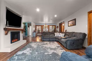 118 Jones Ave, Oconto, WI 54153 - Photo 5