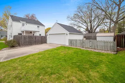 1609 Spring Street, Appleton, WI 54914 - Photo 15