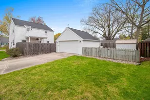 1609 Spring St, Appleton, WI 54914 - Photo 15