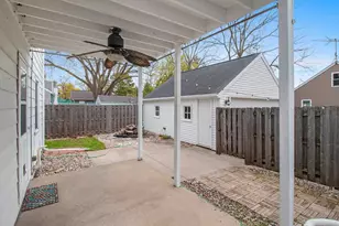 1609 Spring St, Appleton, WI 54914 - Photo 7