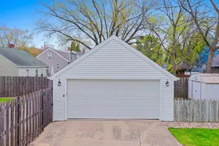 1609 Spring St, Appleton, WI 54914 - Photo 23