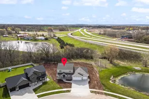 N8744 Connor Cir, Menasha, WI 54952 - Photo 51