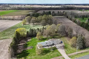 W8166 Belle Plaine Ave, Shawano, WI 54166 - Photo 7
