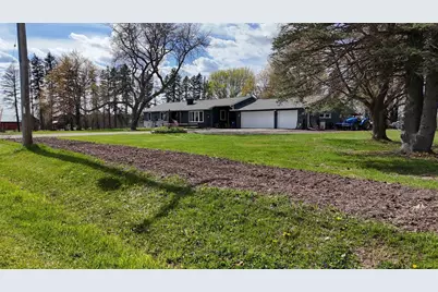 W8166 Belle Plaine Avenue, Shawano, WI 54166 - Photo 13